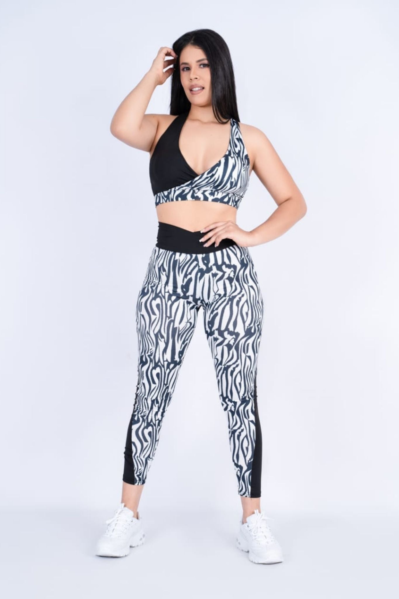 Conjunto deportivo de cintura alta con estampado de cebra